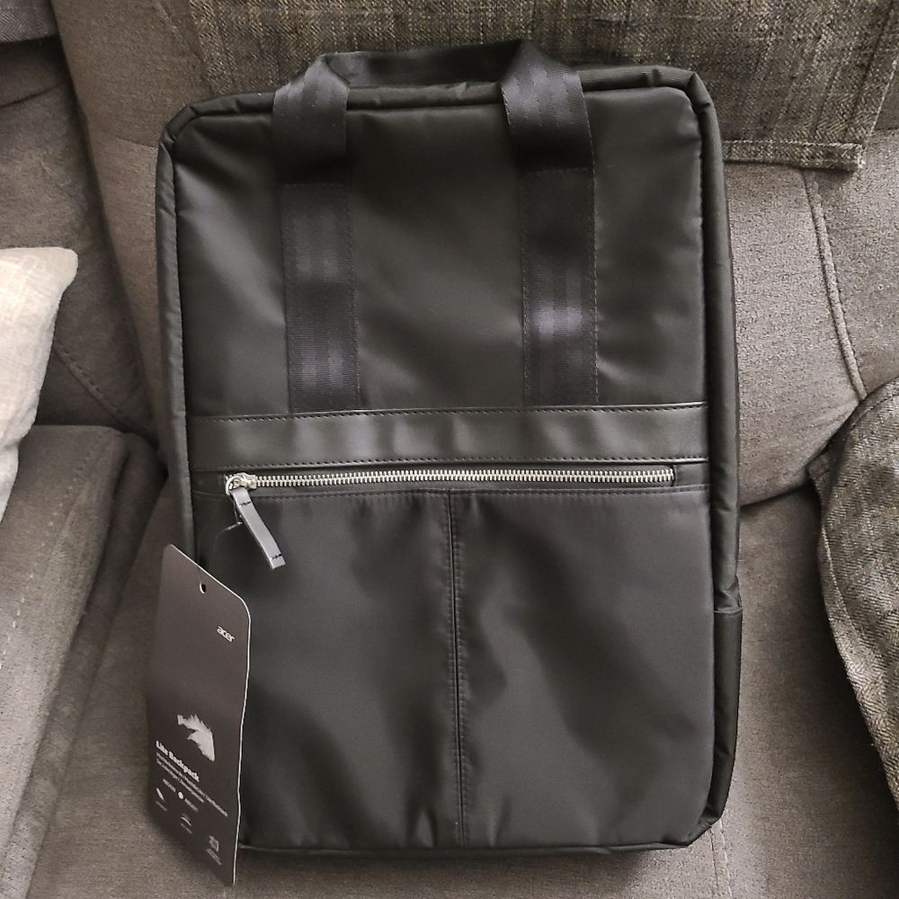 Acer Lite Backpack ABG920 Black‎ NWT
